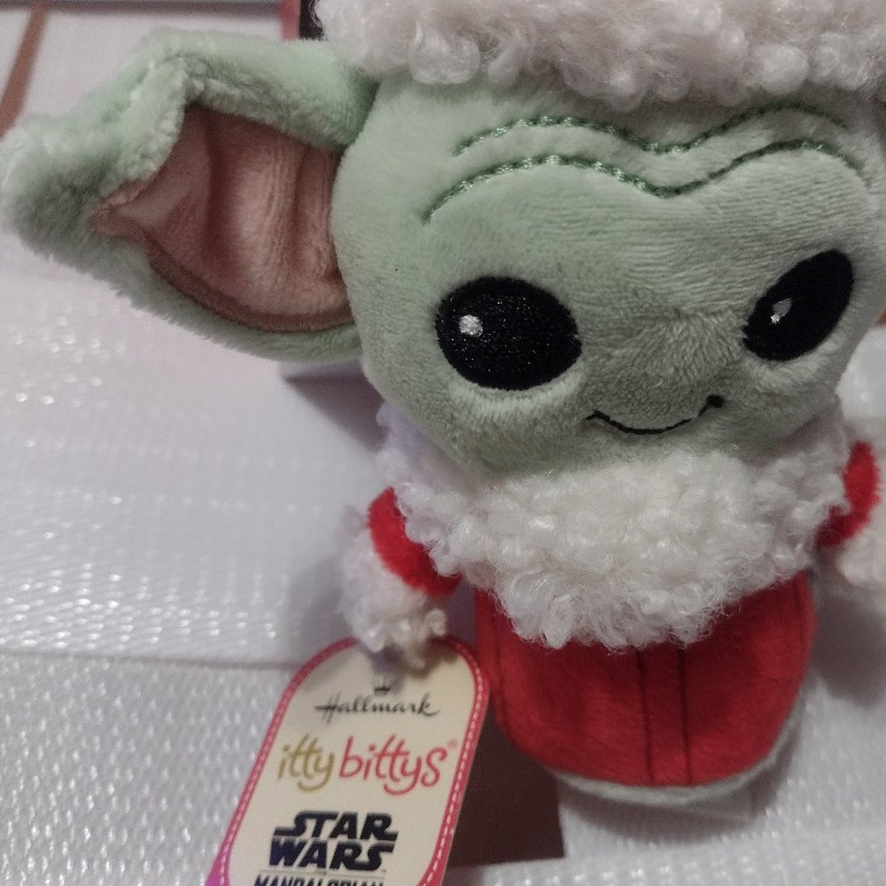 Hallmark star wars itty bitty grogu